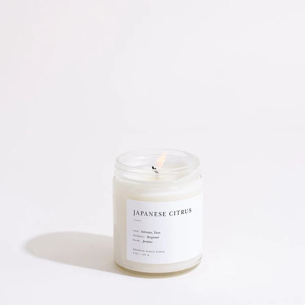 Candle from the "Minimalist" collection 